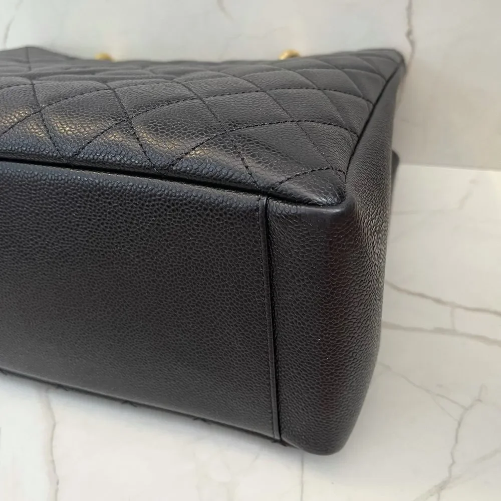 CHANEL GST Tote - Picture 9 of 16